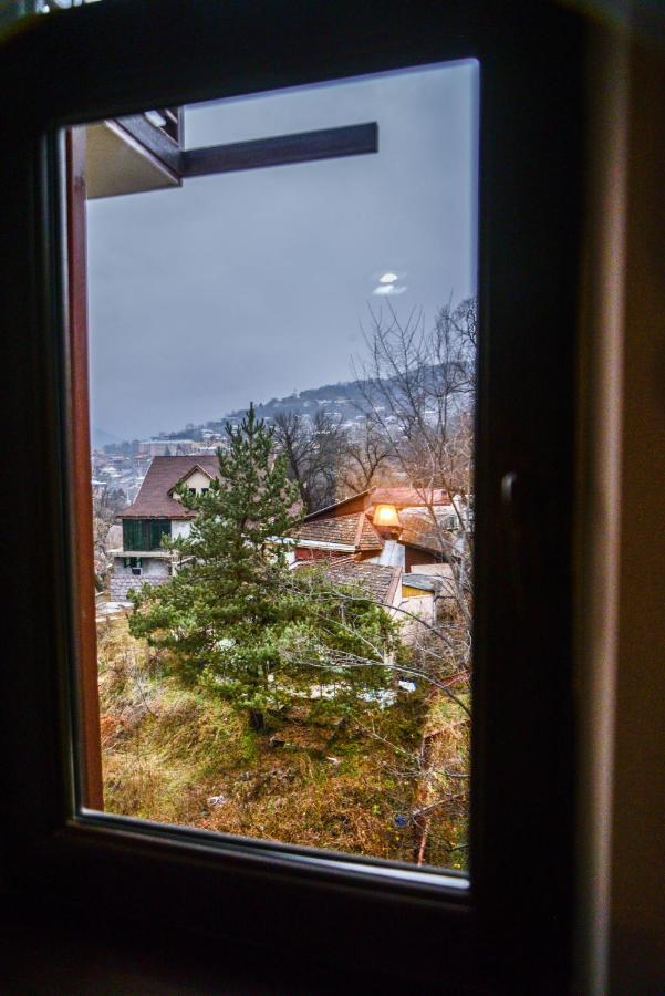 Paxlava Guesthouse & Restaurant Dilidžan Exteriér fotografie
